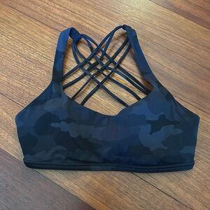 Lululemon Black Sports Bra. Size 6.